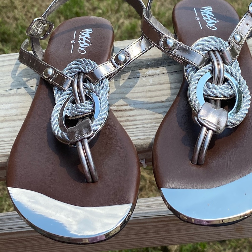 Mossimo Sandal